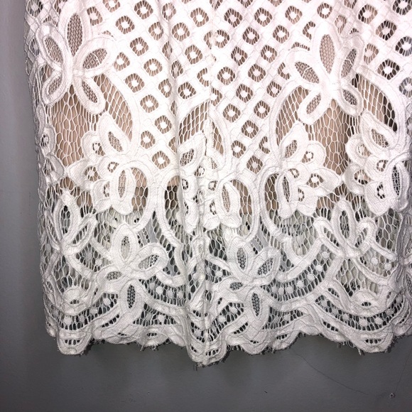 White/ Cream Lace Crop Top - Picture 6 of 7